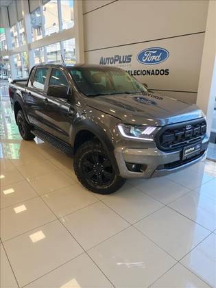 FORD RANGER 3.2 STORM 4X4 CD 20V DIESEL 4P AUTOMÁTICO FORD RANGER 3.2 STORM 4X4 CD 20V DIESEL 4P AUTOMÁTICO